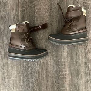SZ 6 Toddler Boy London Fog Sherpa Waterproof Boot